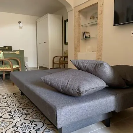 Terry House Ночи