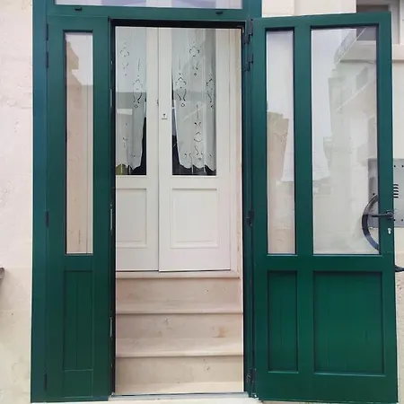 Terry House Апартаменты *